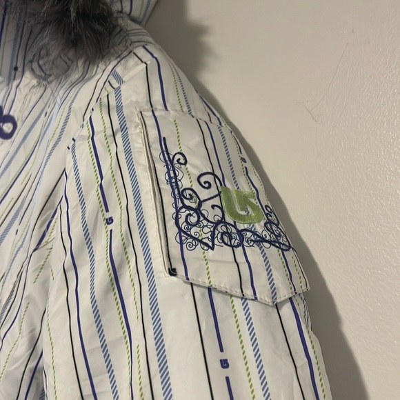 Girls Luminous Burton Ski/snowboard jacket | size L (US 10-14) - Picture 5 of 12